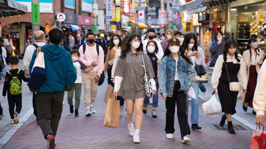 JAPAN izjednačava COVID sa sezonskim gripom