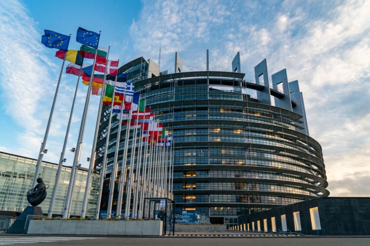  Evropski parlament ukida imunitet dvojici poslanika zbog korupcije