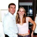 UHVAĆENI! Princ Endru i Gislejn Maksvel tvrdili da je fotografija na kojoj on grli devojčicu lažna ALI ISPLIVALI SU DOKAZI