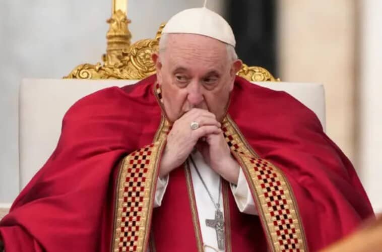 Postoji plan da se svrgne KOMUNISTIČKI papa Franjo