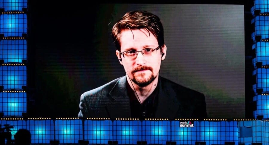 Snouden: Čak sam i ja bolje rukovao sa poverljivim dokumentima od Bajdena