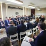 HIT! Vučić na Svetskom Ekonomskom Forumu postavljen da sedi sam "pored WC-a"