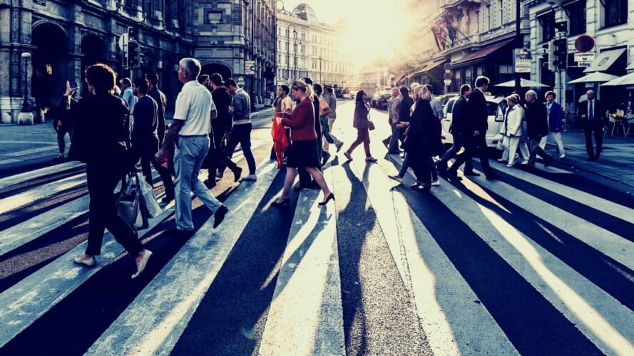 UJEDINJENI ARAPSKI EMIRATI uveli praćenje hoda kroz biometriju! Već palo prvo hapšenje