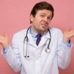 Struka, mediji i vlast su pogrešili u svemu! Od stope smrtnosti do PCR testa i zaključavanja, u svemu su pogrešili