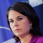 NEMAČKA PAMET- Berbok pozvala Putina da napravi zaokret od "360" stepeni