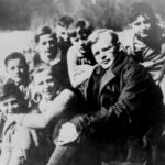 Teorija o gluposti Ditriha Bonhofera: "Kako inteligentni ljudi postaju nesposobni za kritičko mišljenje"