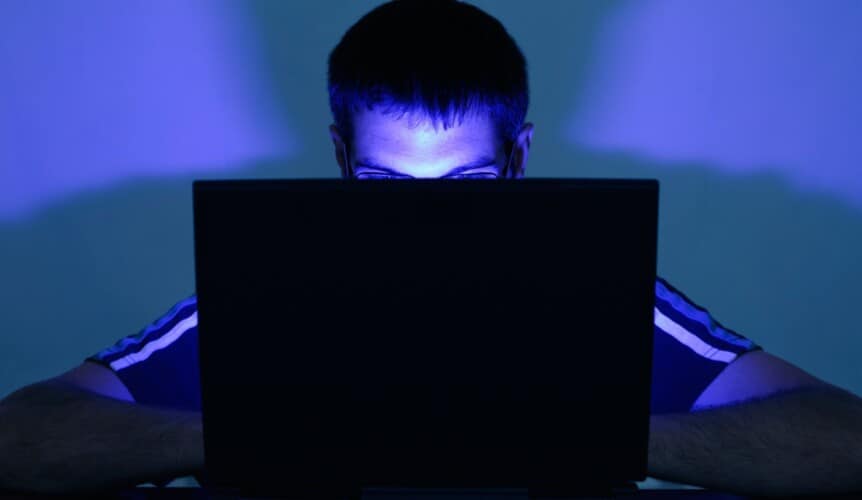 Otkrivajući IP ADRESE, FBI vrbuje i posmatra ljude na DARK WEBU