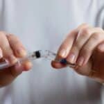 Rend Pol predstavio nacrt zakona o zaustavljanju finansiranja bolnica koje uskraćuju njegu nevakcinisanima