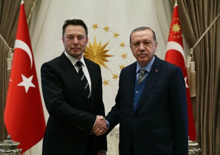  Erdogan obio ILONA MASKA koji je ponudio pomoć nakon razornog zemljotresa