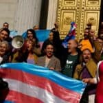 Španija uvela zakon! Stariji od 16 godina mogu da menjaju pol bez ikakvih ograničenja