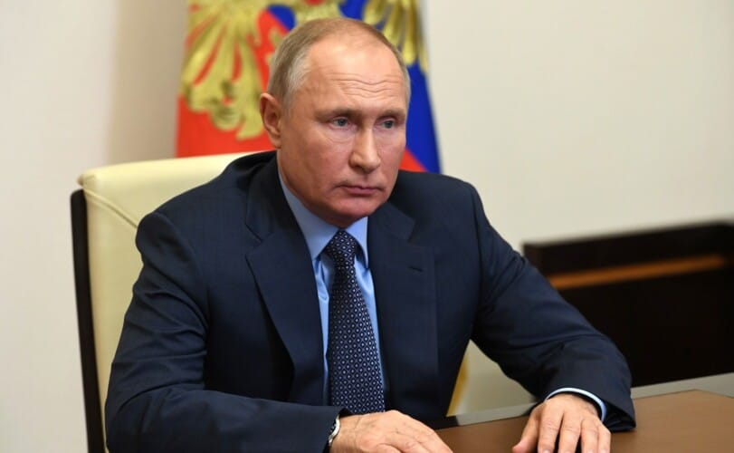  Putin: SAD pripremaju hemijske napade pod lažnom zastavom u Ukrajini