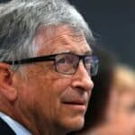 Filipini: Izdat nalog za hapšenje Bila Gejtsa zbog „ubistva s predumišljajem“ povezanog sa uvođenjem vakcine