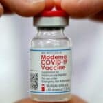 MODERNA povećava cenu jedne vakcine sa 26 na 130 dolara- Očekuju pad potražnje za 90%