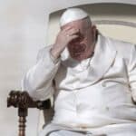 PAPA Franja hitno hospitalizovan- Sa njim u bolnici noći njegovo obezbeđenje