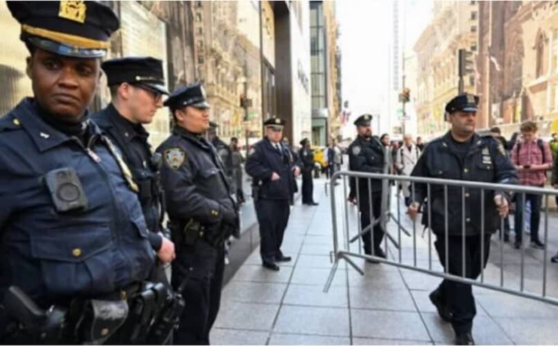  Policija Njujorka rasporedila hiljade policajaca u pripremama za hapšenje Trampa