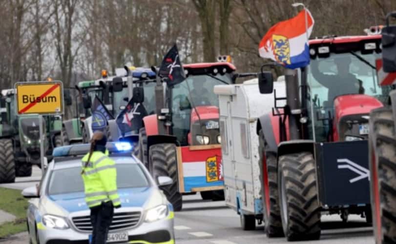  VELIKI RESET protiv poljoprivrednika: Stotine farmera protestuju protiv plana EU za smanjenje stočnog fonda