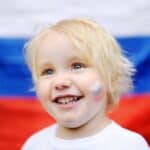 PORAST u napadima iz mržnje prema RUSIMA u Velikoj Britaniji: Na meti i školska deca