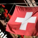 Propast banaka se širi globalno! Credit Suisse dotakao dno na berzi