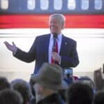 TRAMP se oglasio posle podizanja optužnice: "Ovaj lov na veštice će se vratiti Bajdenu"