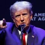 Tramp se obratio javnosti nakon suđenja- Soroševi tužioci i sudije pokušavaju da spreče njegovu kandidaturu