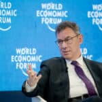 UHVAĆENI! Pfizer prikrivao podatke o neefikasnosti njihove "spasonosne" vakcine