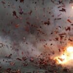 Dokle će država ovo da dopušta? Bačena eksplozivna naprava u pravcu zgrade policije u Severnoj Mitrovici