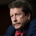 Bajdenov čovek iz FDA tvrdi: "Dezinformacije i teorije zavere su krive za talas iznenadnih smrtnih slučajeva"