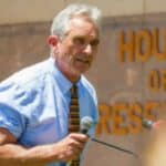 Robert F. Kenedi Jr. se kandidovao kao konkurent Bajdena za nominaciju demokrata u predsedničkoj trci 2024.