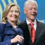 KLINTONOVA FONDACIJA finansira ideju o transplantaciji materice MUŠKARCIMA