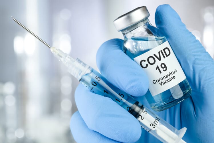  Vakcine protiv Covida moraju biti suspendovane i mora biti pokrenuta potpuna istraga o tome kako su odobrene