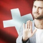 Švajcarska obustavlja vakcinaciju protiv COVID-a: "Više šteti nego što koristi"