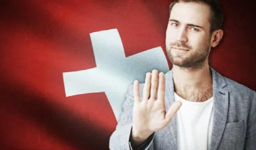  Švajcarska obustavlja vakcinaciju protiv COVID-a: “Više šteti nego što koristi”