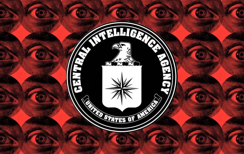  Svi mejnstrim mediji promovišu CIA propagandu- “Ako pratite naredbe službe napredovaćete” – Glen Grinvald (VIDEO)