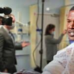 POTPUNO vakcinisani glumac Džejmi Foks kaže da je umalo umro nakon što je doživeo ŠLOG