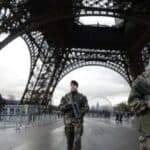 Ministar unutrašnjih poslova Francuske: RADIKALNI ISLAM je najveća pretnja za bezbednost, ne DESNIČARSKA IDEOLOGIJA