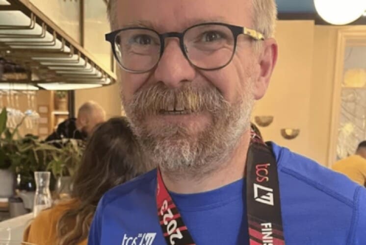 Vakcina spašava?! Potpuno zdrav maratonac (45) "iznenada" preminuo nakon Londonskog maratona