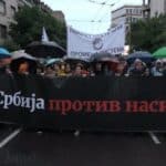 Zapadna opozicija koja organizuje proteste protiv nasilja zatražila hitan sastanak sa policijom. Označavaju svakog patriotu kao "ubačeni element"