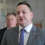 A ministar policije? Ministar prosvete Branko Ružić podneo ostavku