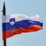 Slovenska vlada vraća građanima sve PARE NAPLAĆENE OD KAZNI za vreme COVID-a!