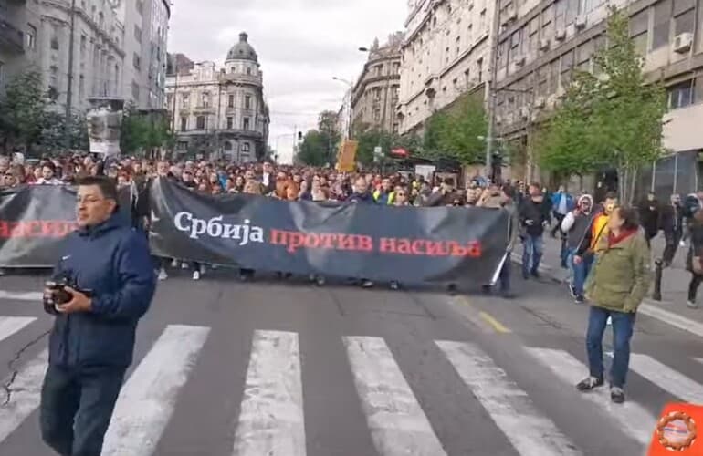  POČEO JE PROTEST! Ogroman broj ljudi kreće se ka GAZELI (VIDEO)