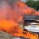 Ludnica! Čovek umalo izgoreo u automobilu TESLA- Radnici korisničkog servisa Elona Maska mu rekli: Dovezi ga u servis