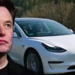 TESLA mora da povuče 1,1 milion svojih automobila kako bi se rešio problem sa kočenjem