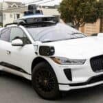 HIT! Autonomna vozila prave haos po ulicama San Franciska- Samovozeći taksi WAYMO blokirao vatrogasce na zadatku