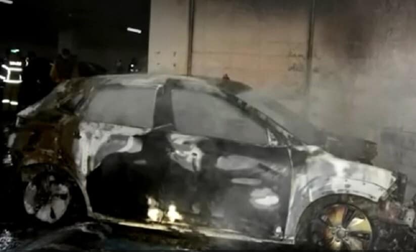  Jaguar povlači hiljade električnih vozila zbog opasnosti od požara, kaže vlasnicima da parkiraju napolju