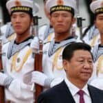 Kina prozvala Ameriku zbog kreiranja OBOJENIH REVOLUCIJA širom sveta