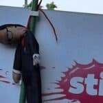 Pritvor od 30 dana za nošenje lutke sa likom Vučića