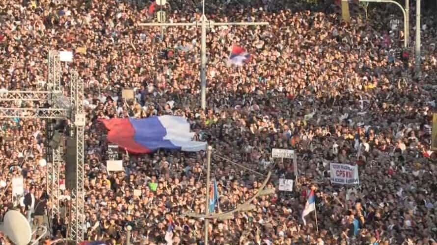 I ŠTA SAD? POSLE 5 ŠETNJI jedino što smo dobili od protesta su novi govornici?