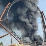 Porodice sa decom beže od vatre! VELIKI POŽAR izbio u najvećem zabavnom parku u Nemačkoj (VIDEO)