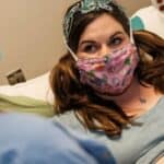 Evropska unija izdala hitno upozorenje ženama: „COVID vakcine uzrokuju neplodnost“