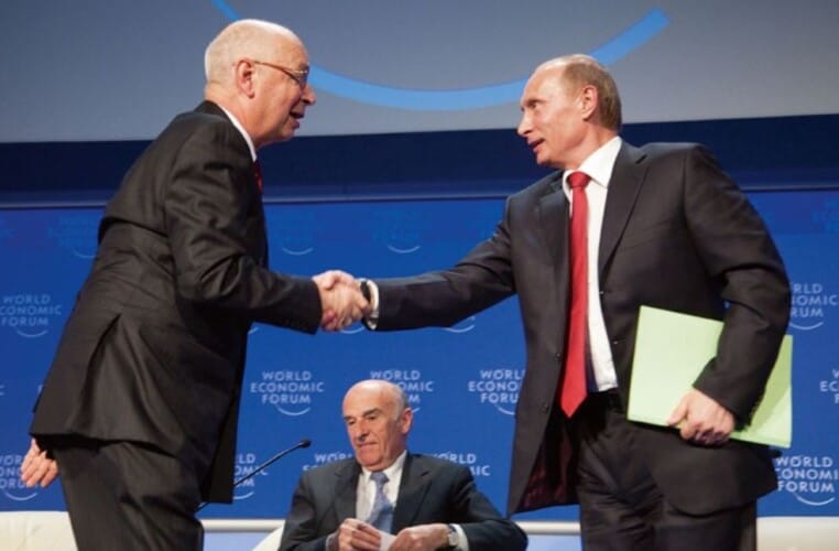  Putin potpisao zakon za uvođenje DIGITALNE VALUTE (FOTO)